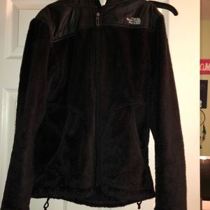 north face jacket (with hood)